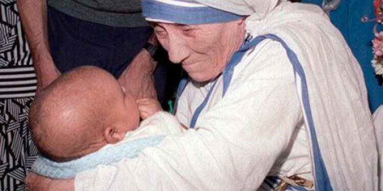 madre_teresa_de_calcuta_afp_1450437016_1458053089.jpg