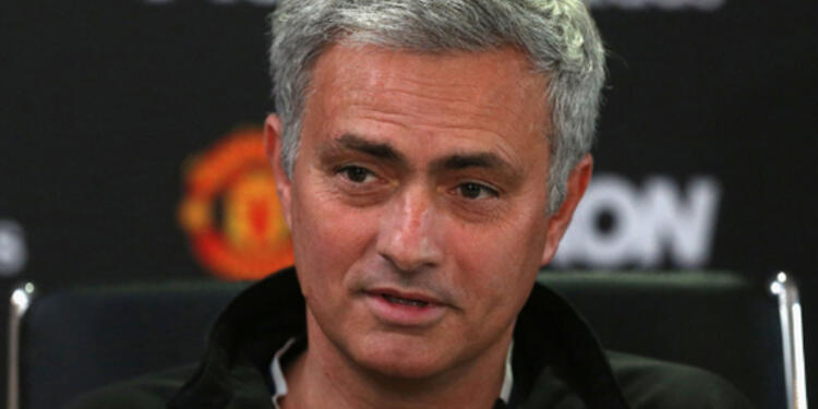 mourinhojoseunitedfichajesenero1oficial1.jpg