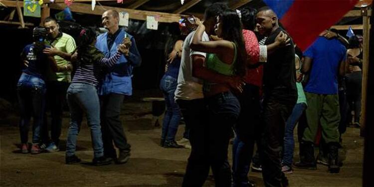 onufarcbailando.jpg