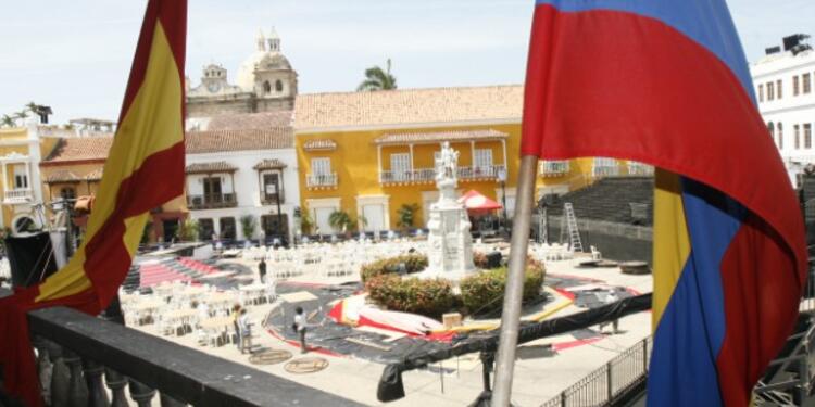 plazadelaaduanalafm.jpg