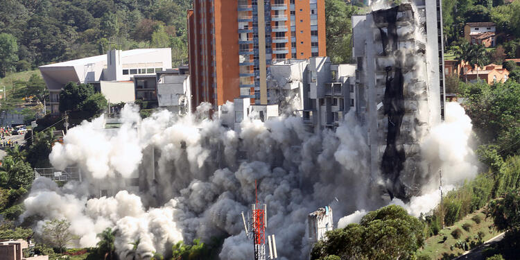 Edificio Space en Medellín. spacemedellincolprensalafm1.jpg