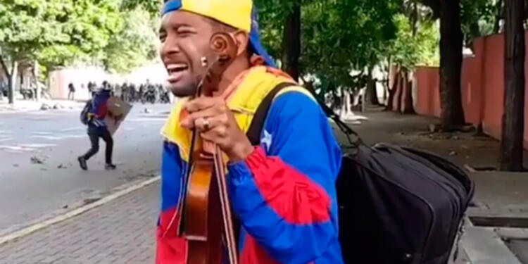 violinistalafm1.jpg