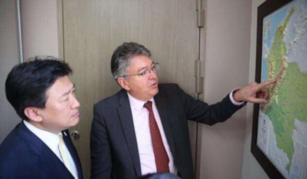 @MinHacienda-Japon-LAFM.jpg