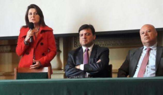 Ángela-María-Toro-Mejía-Gerson-Bermont-y-Héctor-William-Restrepo.jpg