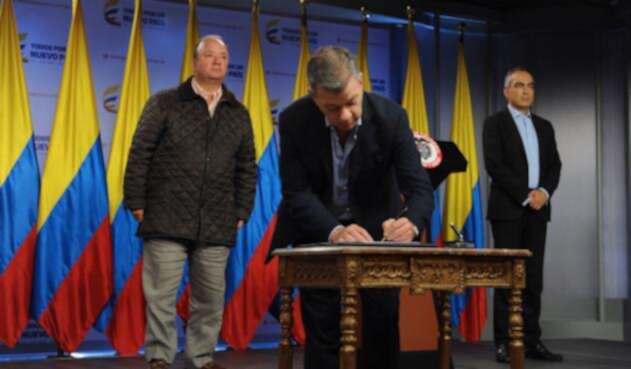 20170929Firma-Cese-al-fuego-bilateral-ELN-N-Cardenas7205.jpg