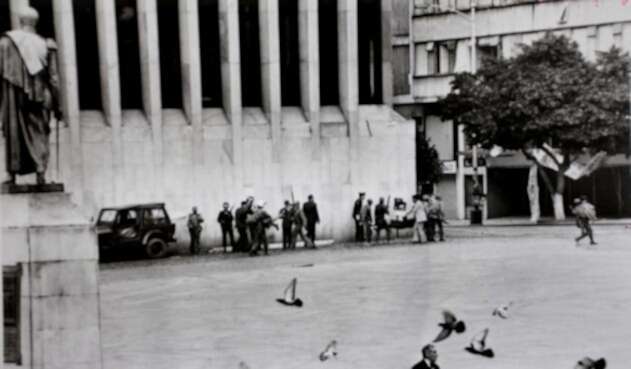 Imagen de archivo del holocausto del Palacio de Justicia Imagen de archivo del holocausto del Palacio de Justicia