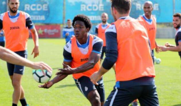 Cárlos Sánchez en un entrenamiento del Espanyol Cárlos Sánchez en un entrenamiento del Espanyol