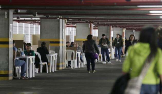 Punto de votación en Unicentro, Bogotá, durante la primera vuelta de las elecciones presidenciales 2018 / Colprensa Punto de votación en Unicentro, Bogotá, durante la primera vuelta de las elecciones presidenciales 2018 / Colprensa