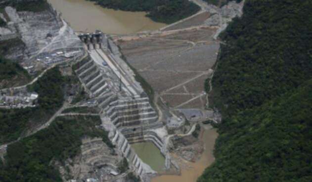 La hidroeléctrica Ituango La hidroeléctrica Ituango y el río Cauca, en Antioquia