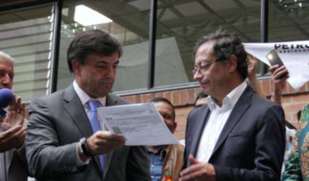 Juan Carlos Galindo y Gustavo Petro Juan Carlos Galindo y Gustavo Petro
