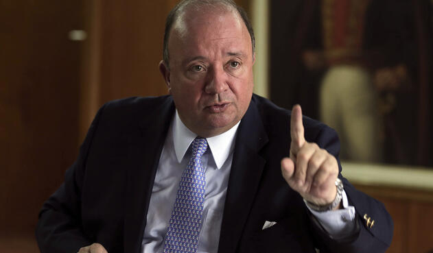 Luis Carlos Villegas, ministro de Defensa Luis Carlos Villegas, ministro de Defensa