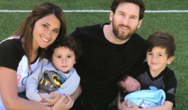 Lionel Messi y familia Lionel Messi y familia