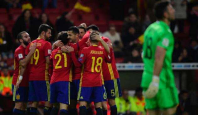 La Selección de España celebrando un triunfo. La Selección de España celebrando un triunfo.