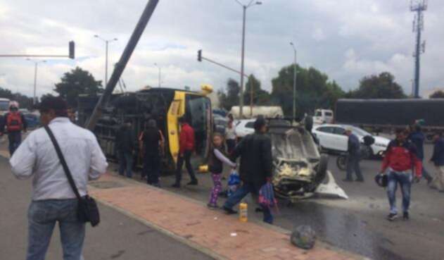 Accidente de tránsito en Bogotá Accidente de tránsito en Bogotá