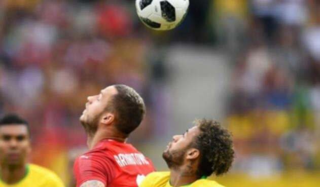 Neymar retornó a la titular de Brasil