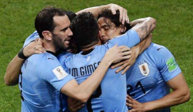 Édinson Cavani celebra el gol primer de Uruguay ante Portugal Édinson Cavani celebra el gol primer de Uruguay ante Portugal