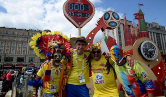 Miles de aficionados llegaron a Moscú para lucir con pasión el amarillo, azul y rojo de la bandera de Colombia Miles de aficionados llegaron a Moscú para lucir con pasión el amarillo, azul y rojo de la bandera de Colombia