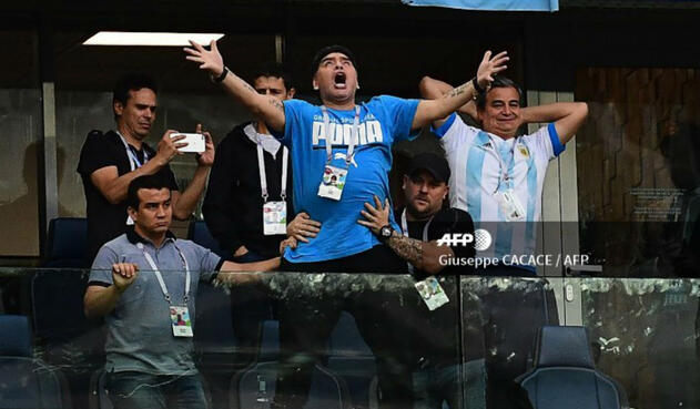 De manera insólita se comportó Diego Maradona en el partido entre Argentina y Nigeria