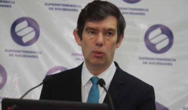 Francisco Reyes Villamizar, superintendente de Sociedades, en Bogotá