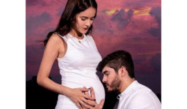 Jhoan Álvarez y su novia Laura Contreras esperan su primer bebé