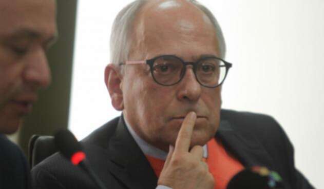 José Obdulio Gaviria, senador del Centro Democrático, arremetió contra Daniel Coronell e Iván Cepeda