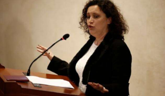 Angélica Lozano Angélica Lozano