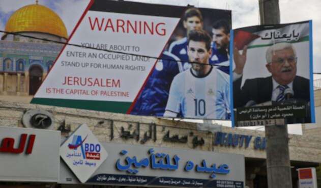 Lionel Messi en un póster publicado en medio oriente / AFP Lionel Messi en un póster publicado en medio oriente / AFP