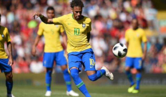 Neymar con la selección de Brasil