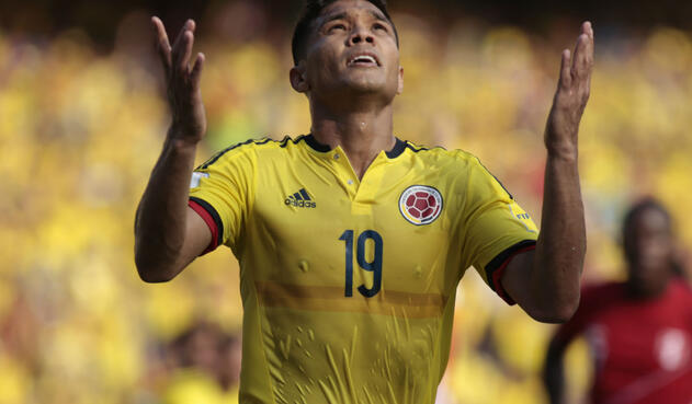 Teófilo Gutiérrez, delantero excluido de la Selección Colombia para Rusia 2018 pero está en el álbum de Panini