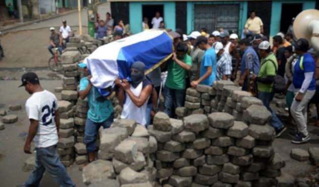 El representante del Vaticano en Nicaragua, Stanislaw Waldemar Sommertag, exhortó al presidente Ortega y la oposición a pactar una "tregua".