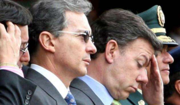 Álvaro Uribe Vélez y Juan Manuel Santos, una pelea que no cesa