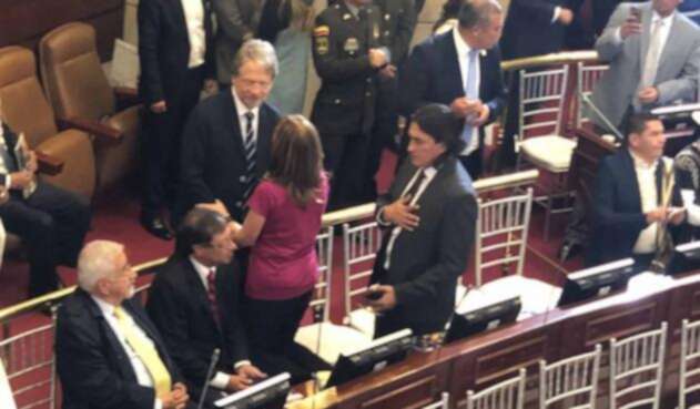 Tanto la Alianza Verde como la Colombia Humana se declararon en oposición el entrante gobierno