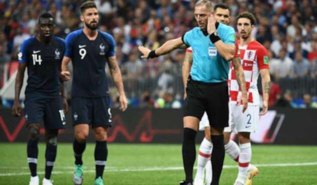 Árbitro en la final Franca vs Croacia
