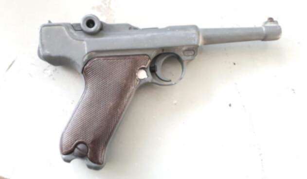 PISTOLA AVALUADA EN 64 MILLONES DE PESOS