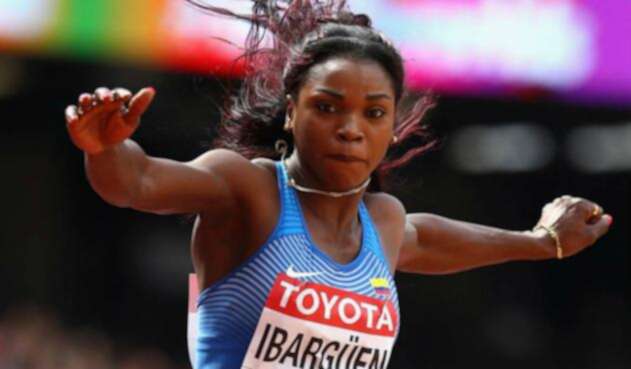 Caterine Ibargüen en la Liga Diamante