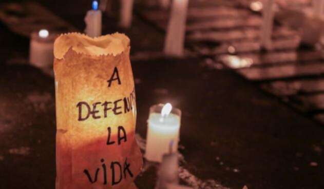 En Colombia se realizó una velatón por los asesinatos de líderes sociales en el país En Colombia se realizó una velatón por los asesinatos de líderes sociales en el país