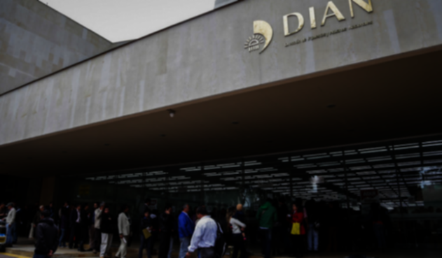 Este año serán embargados más de 100 mil morosos de la Dian. Este año serán embargados más de 100 mil morosos de la Dian.