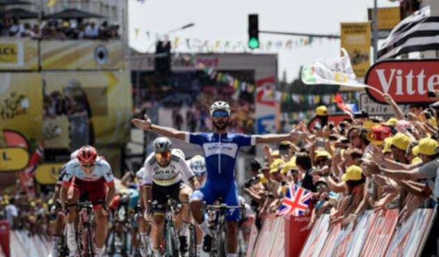 Fernando Gaviria gana primera etapa del Tour de Francia Fernando Gaviria gana primera etapa del Tour de Francia