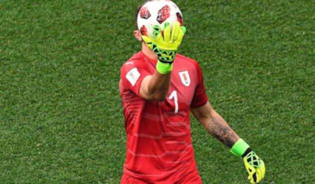 Fernando Muslera luego del error que cometió en el Francia vs Uruguay