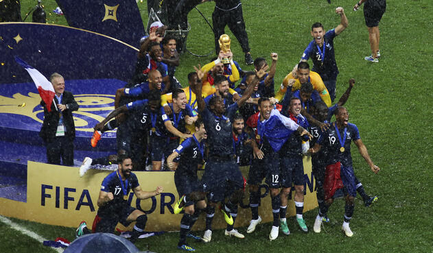 Francia celebra el título del mundo en Rusia 2018 Francia celebra el título del mundo en Rusia 2018