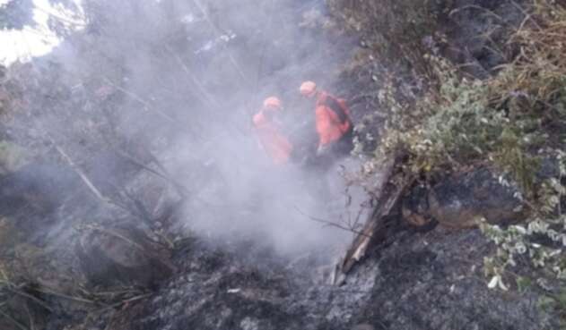 Incendio forestal en zona rural de Suárez, Tolima.
