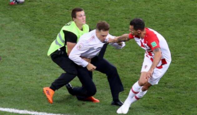 Invasión de la cancha en final de Rusia 2018
