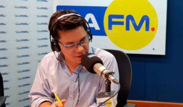 Luis Carlos Vélez, director del noticiero de LA FM