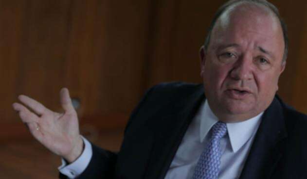 Luis Carlos Villegas, ministro de Defensa