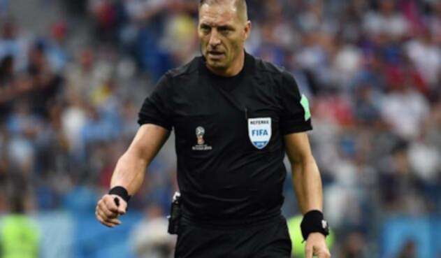 Pitana también dirigió el partido inaugural Pitana también dirigió el partido inaugural