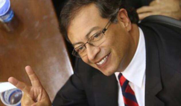 Gustavo Petro llega al Congreso tras caer en la segunda vuelta presidencial Gustavo Petro llega al Congreso tras caer en la segunda vuelta presidencial