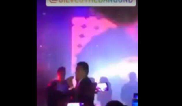 Se difundieron videos de la fiesta a la que fueron reconocidos artistas Se difundieron videos de la fiesta a la que fueron reconocidos artistas
