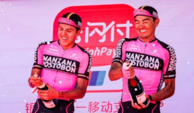 Manzana Postobón, líder del Tour de Qinghai Lake en China con Hernán Aguirre