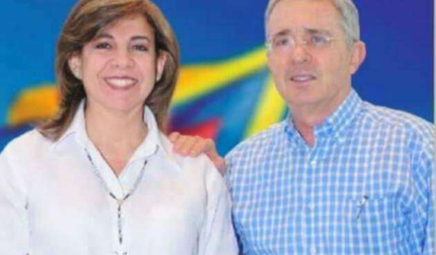 Álvaro Uribe con su eventual reemplazo, Milla Romero Soto
