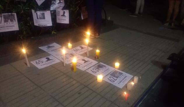 Así se vivió la 'velatón' por los líderes sociales asesinados en el país Así se vivió la 'velatón' por los líderes sociales asesinados en el país